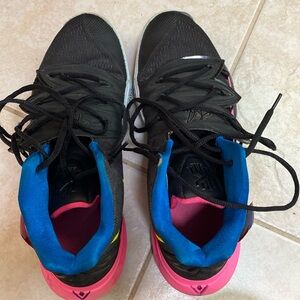 Men’s Nike basketball shoes 10.5